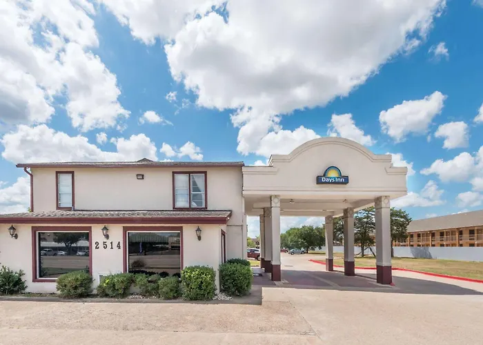 Days Inn By Wyndham Bryan College Station